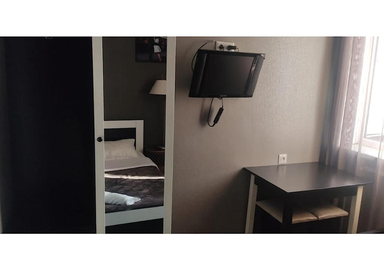Hotel Lux Tbilisi Esterno foto