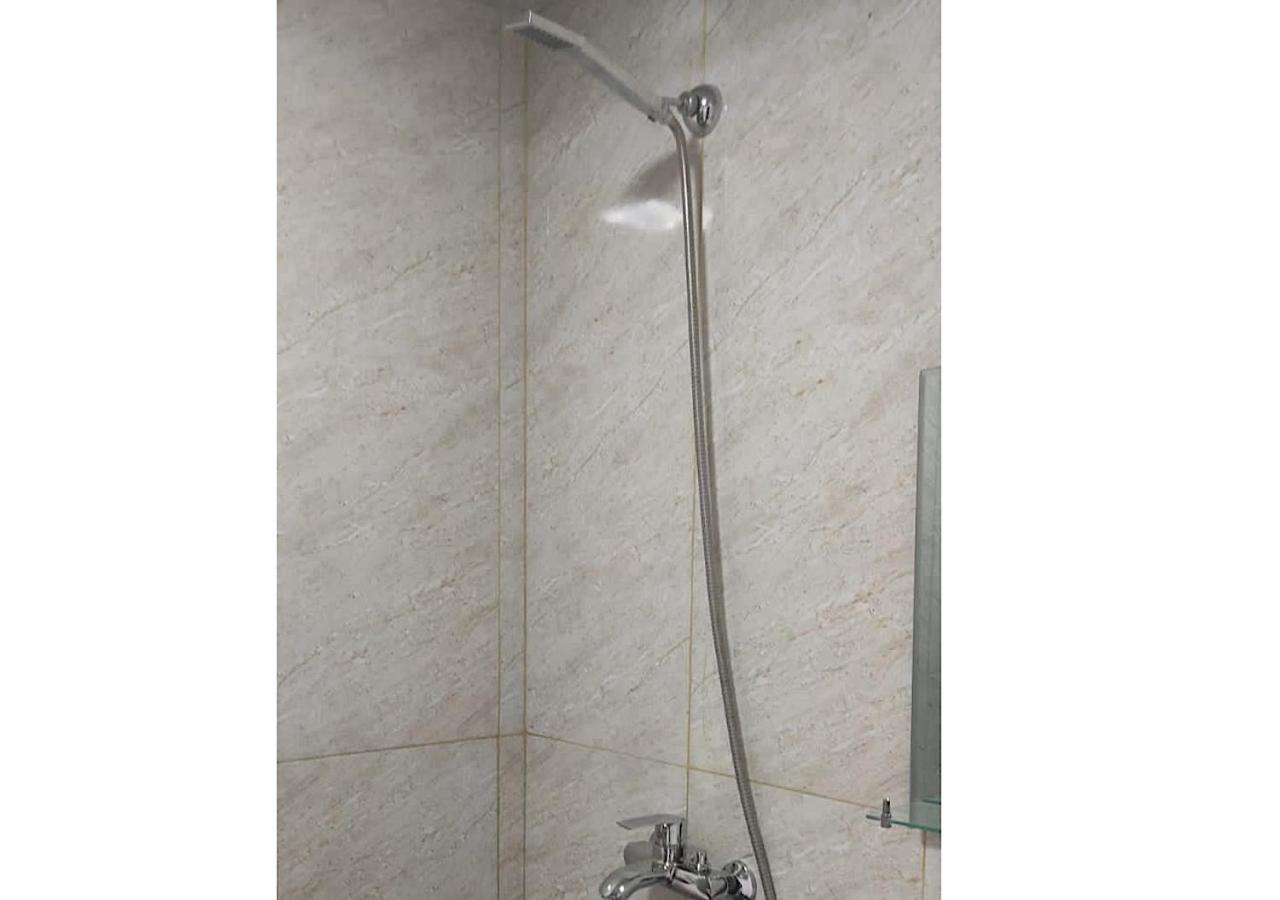 Hotel Lux Tbilisi Esterno foto